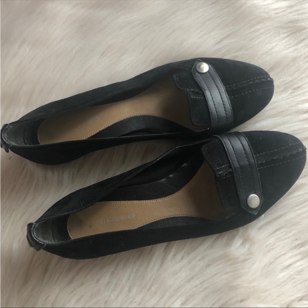 Hush puppies, black ballet flats in size 8.5.